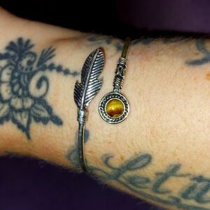 Tiger Eye Feather Adjustable Bracelet